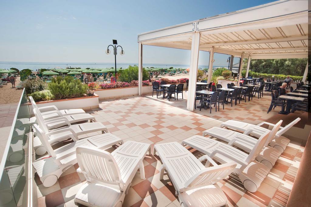 Hotel Corallo Lido di Jesolo Exterior photo