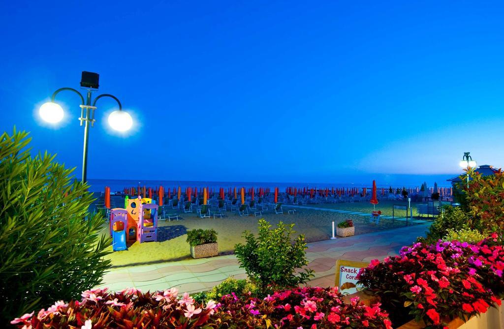 Hotel Corallo Lido di Jesolo Exterior photo