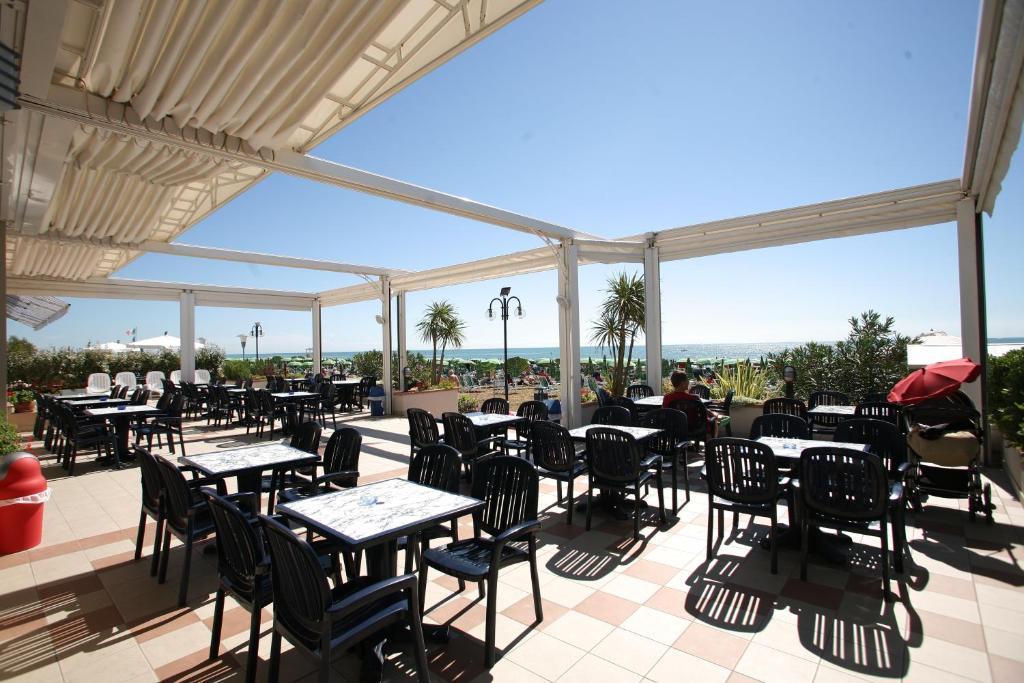 Hotel Corallo Lido di Jesolo Exterior photo