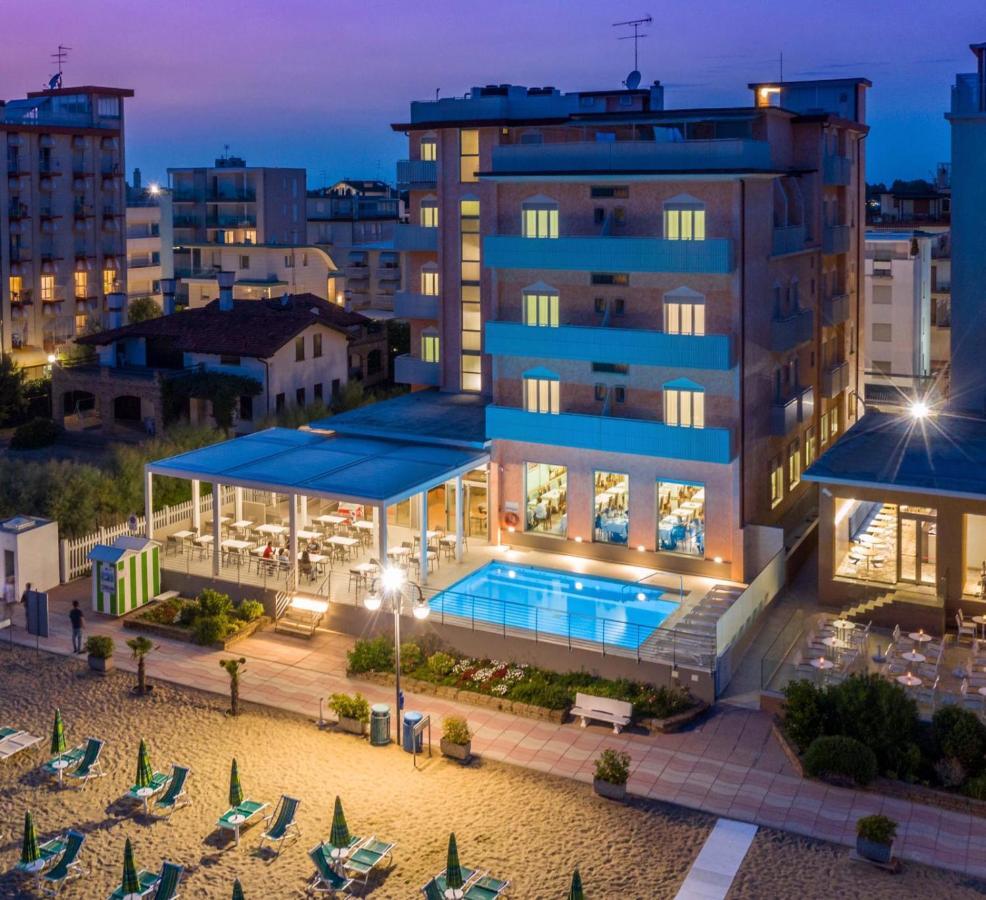 Hotel Corallo Lido di Jesolo Exterior photo